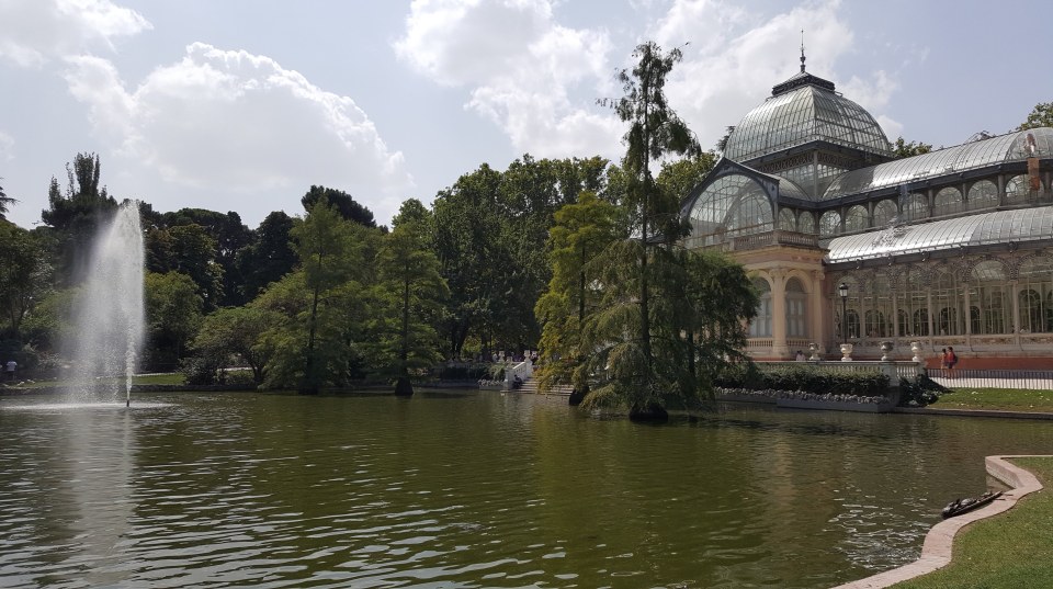 retiro park madrid